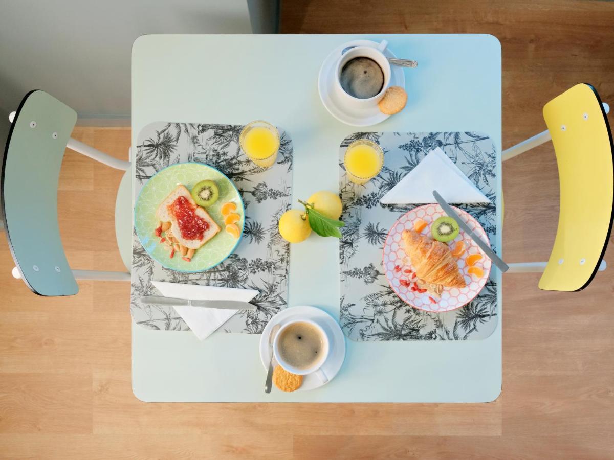 Hotel Lemon Ментона Екстериор снимка